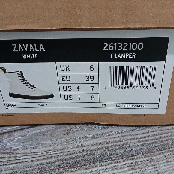 Dr Martens Air Wair Zavala white combat 8 eye boots EUC worn once comes with box - Picture 12 of 15